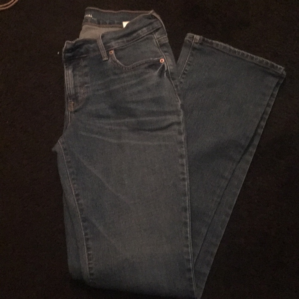 Never worn women’s old navy mid rise bootcut